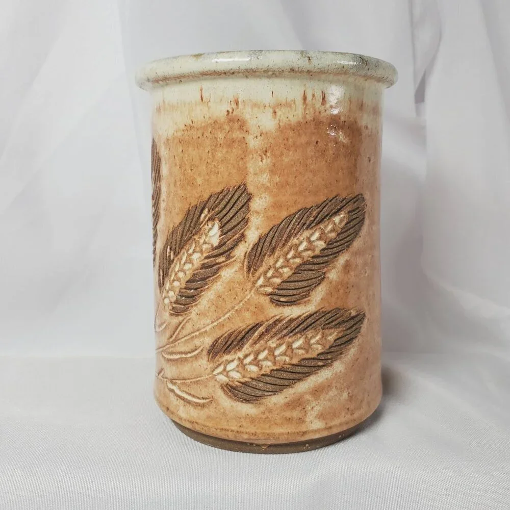 Stoneware Wheat Country Motif Vase/Beech Holder Artisan Studio Art 5.5